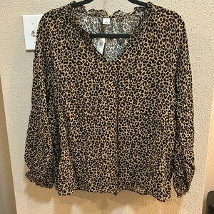 OLD NAVY cheetah print blouse
